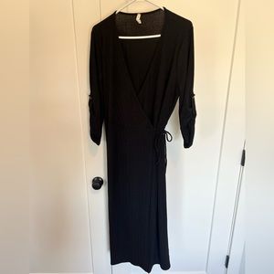 Black ribbed wrap dress